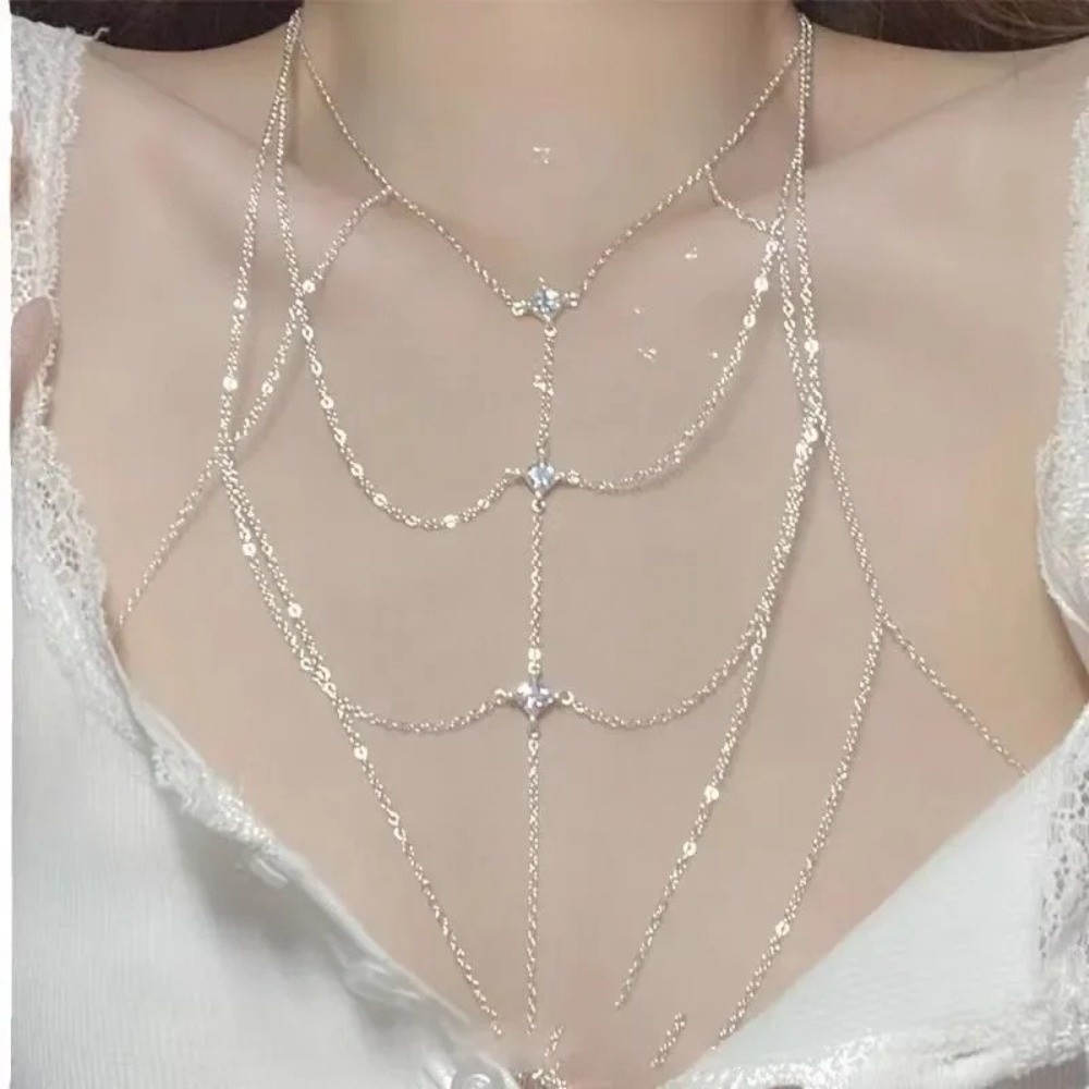 Glitter Rhinestone Bust Chain  - Body Jewelry Unique recension och pris