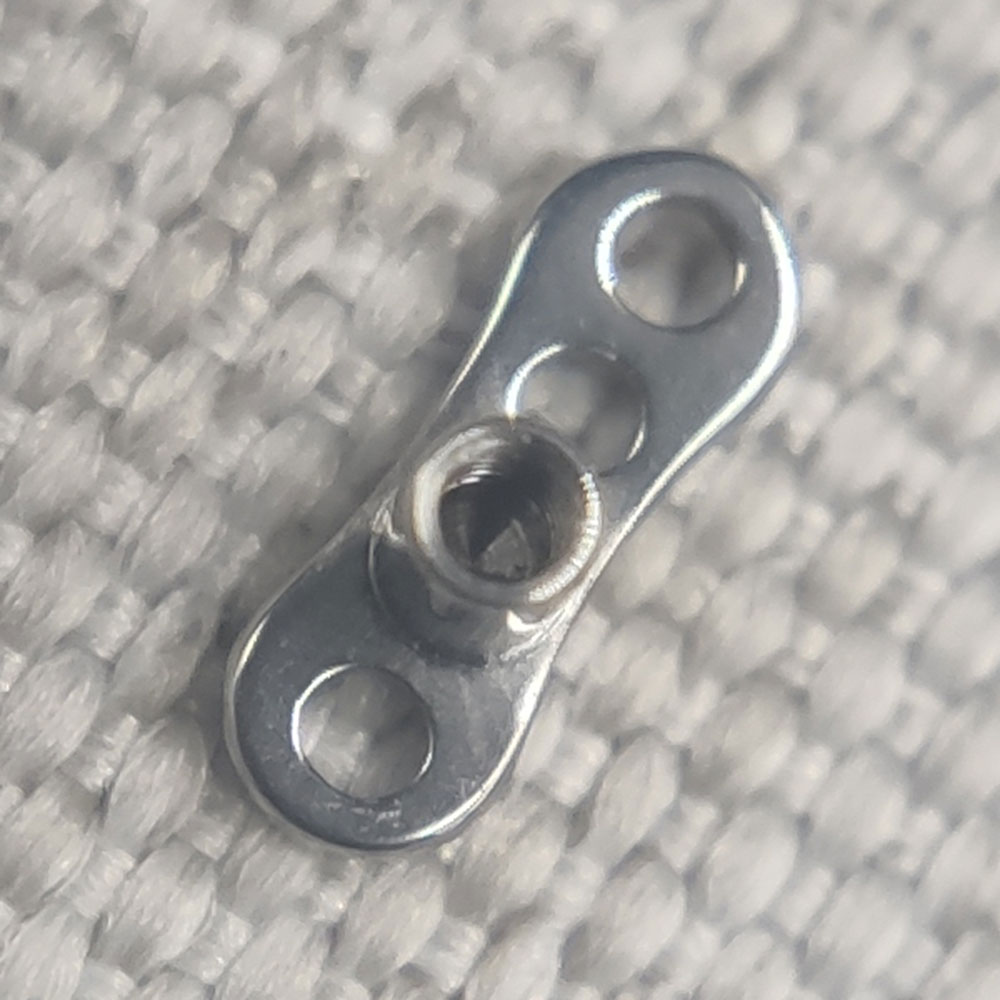 14G Implant Grade Titanium AST - Dermal Anchor Top recension och pris