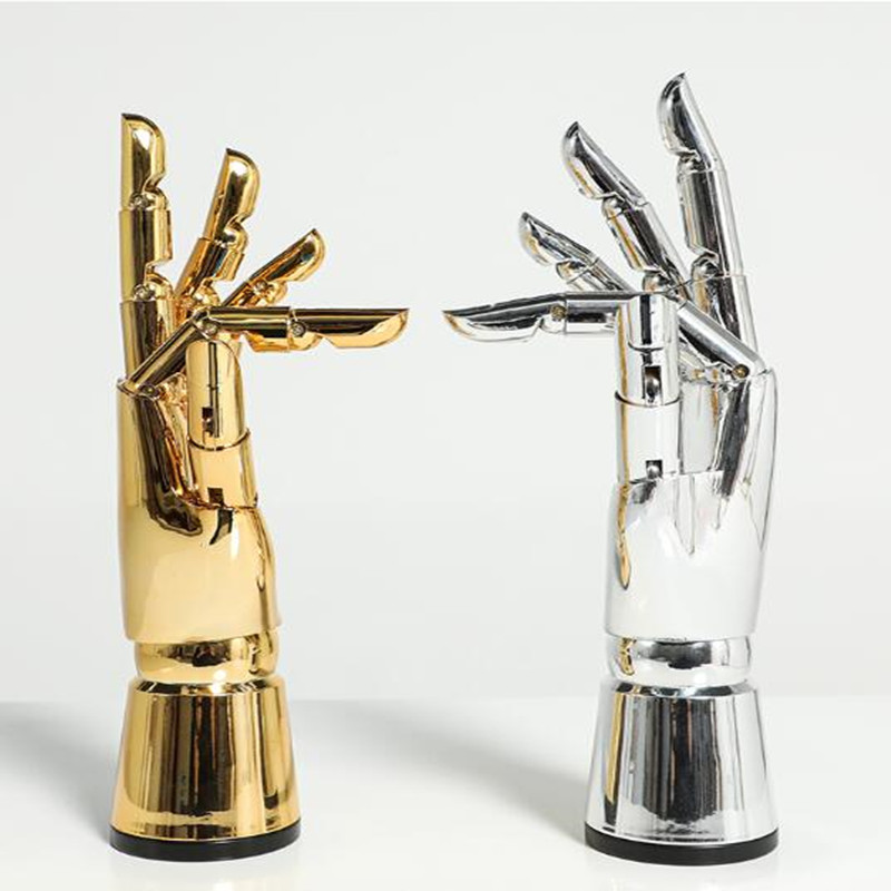 Female Hand Manikin Plating, E - Body Jewelry Plus recension och pris
