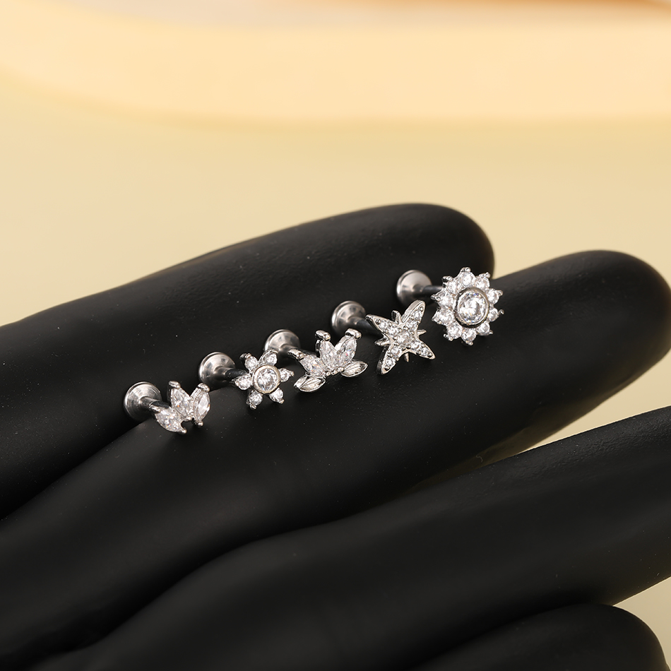 1Pc Stainless Steel Flower Zir - Body Jewelry Internally Threaded recension och pris